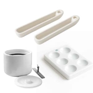 Płytki, łódeczki, łyżeczki, szpatułki, młynki porcelanowe